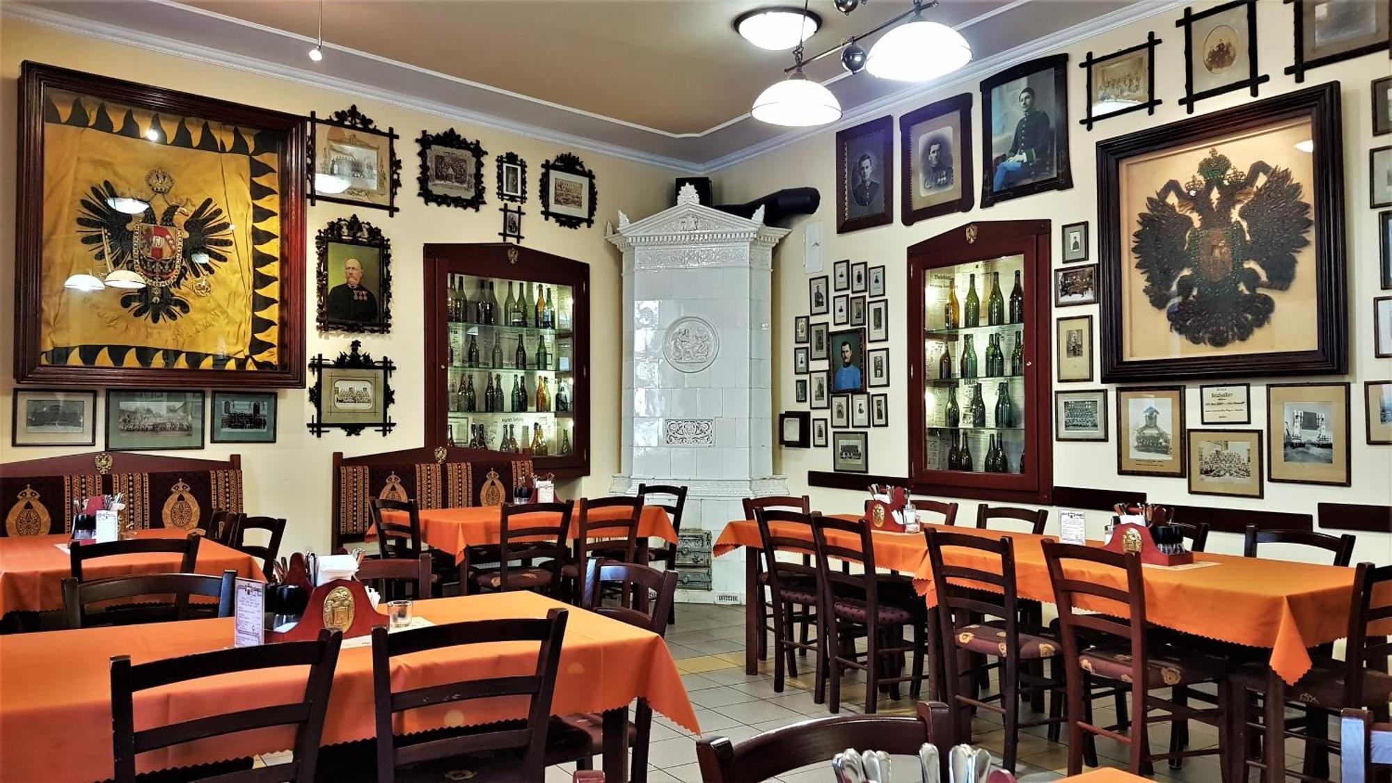 Hotel Cisar Ferdinand 로케트 외부 사진