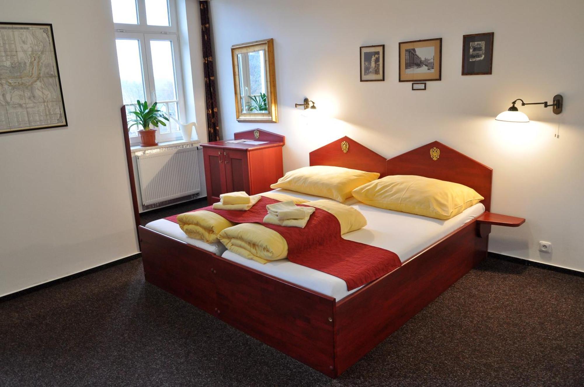 Hotel Cisar Ferdinand 로케트 외부 사진
