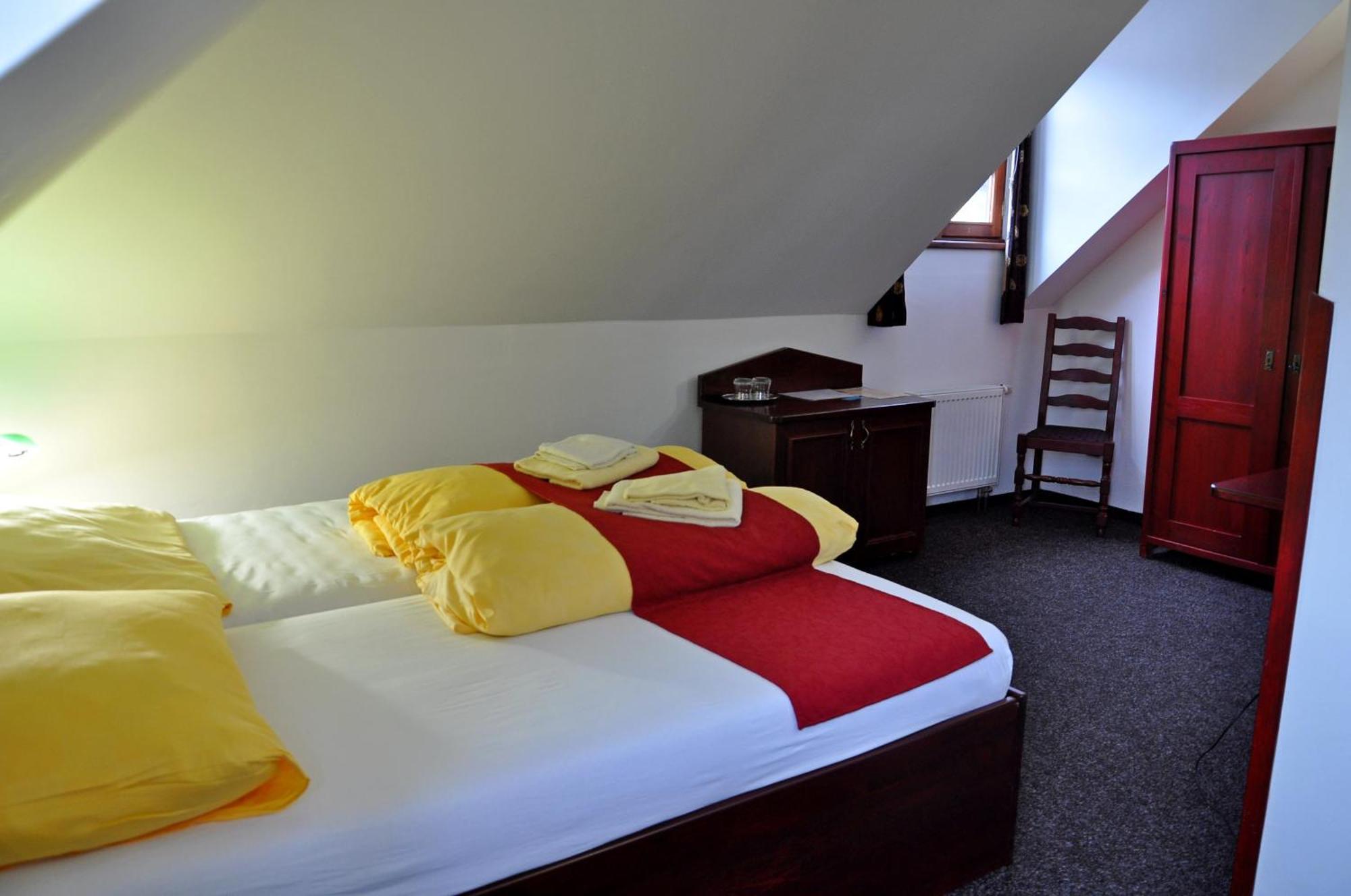 Hotel Cisar Ferdinand 로케트 객실 사진