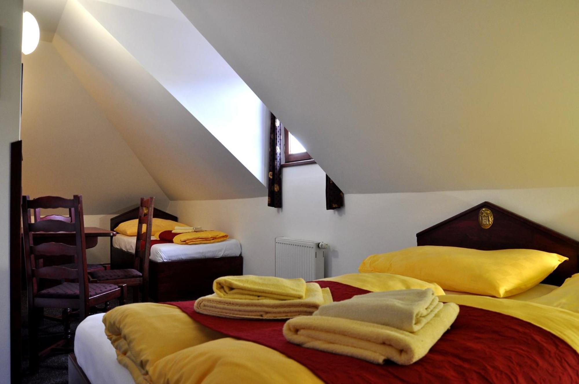 Hotel Cisar Ferdinand 로케트 객실 사진
